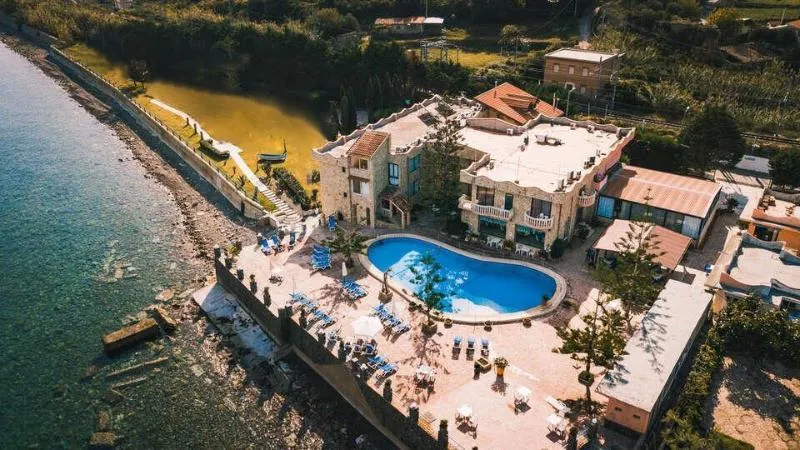 General view, Hotel La Playa Blanca, Palermo