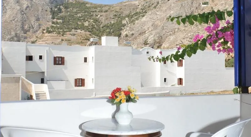 Room, Proteas Hotel, Santorini