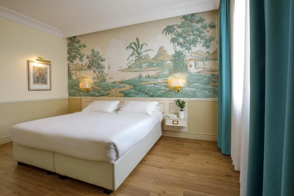 Room, Donna Laura Palace, Rome