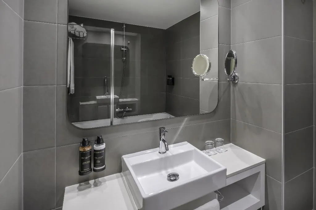SUITE CAPACITY 1 Room, Eurostars Oasis Plaza, Porto