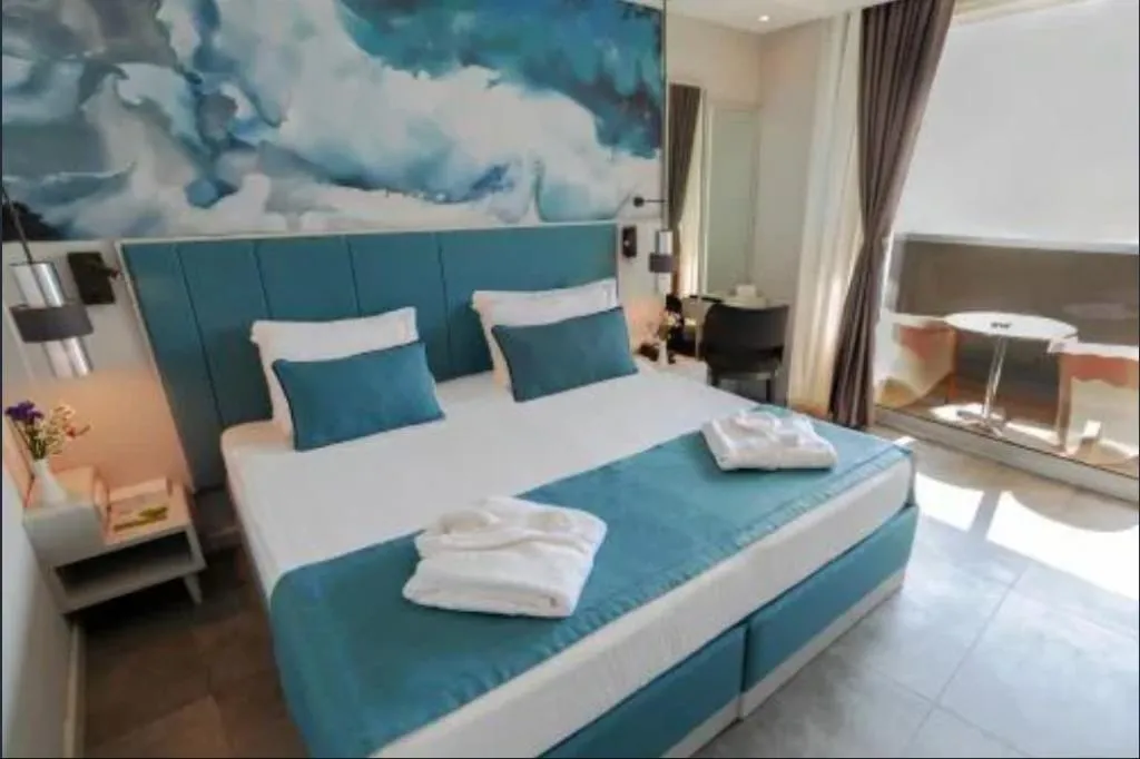 FAMILY ROOM STANDARD Room, Crystal Centro Pearl Collection, Antalya