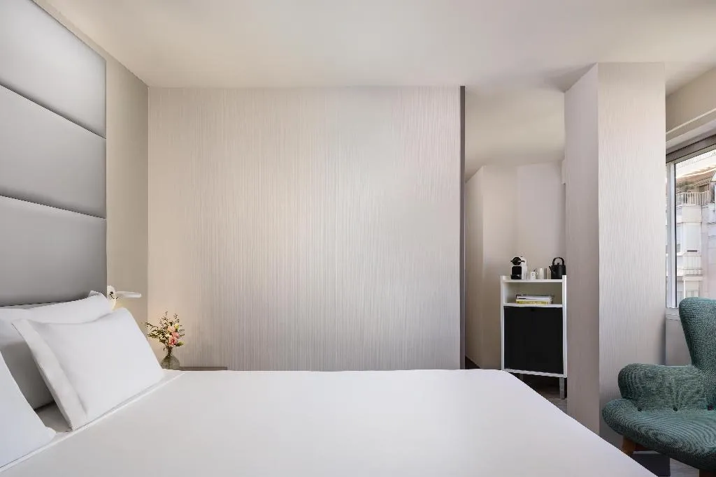 JUNIOR SUITE WITH VIEWS Room, NH Madrid Zurbano, Madrid