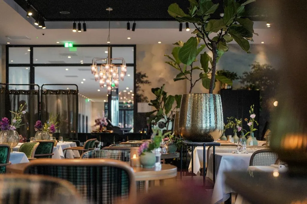 Restaurant, Van der Valk Hotel Amsterdam - Amstel, Amsterdam