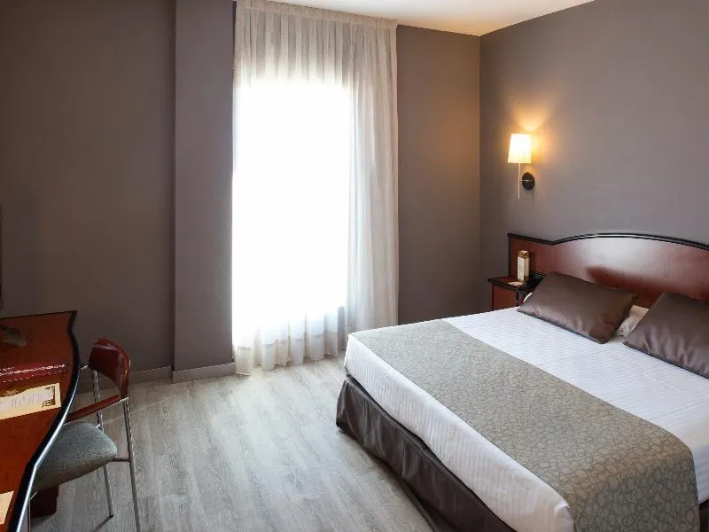 DOUBLE STANDARD Room, Catalonia Gran Hotel Verdi, Barcelona