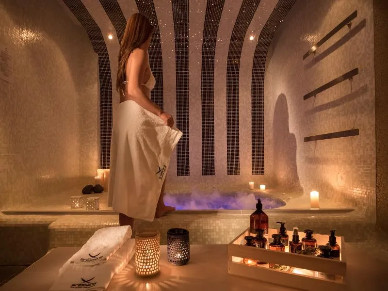 Sports and Entertainment, Aressana Spa Hotel and Suites, Santorini