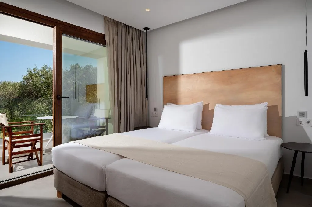 VILLA FOUR BEDROOMS WITH PRIVATE POOL Room, Mika Villas & Suites, Crete
