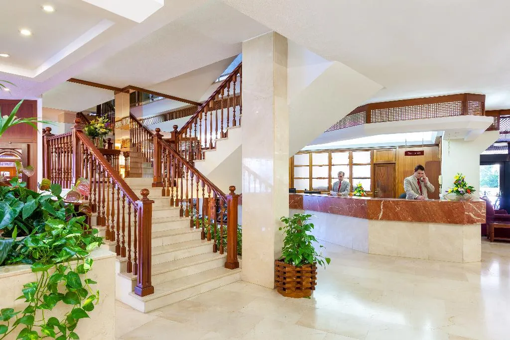 Lobby, Masaru, Tenerife