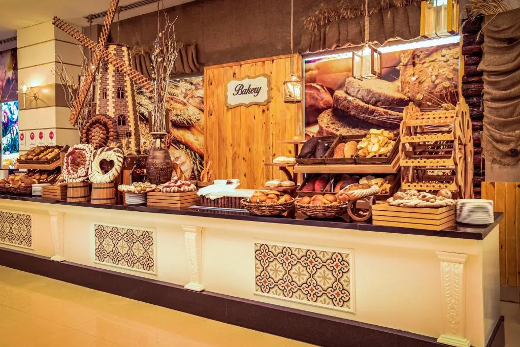 Restaurant, Crystal Prestige Pearl Collection, Antalya