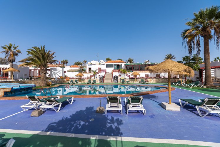 Bungalows Castillo Club Lake, Fuerteventura