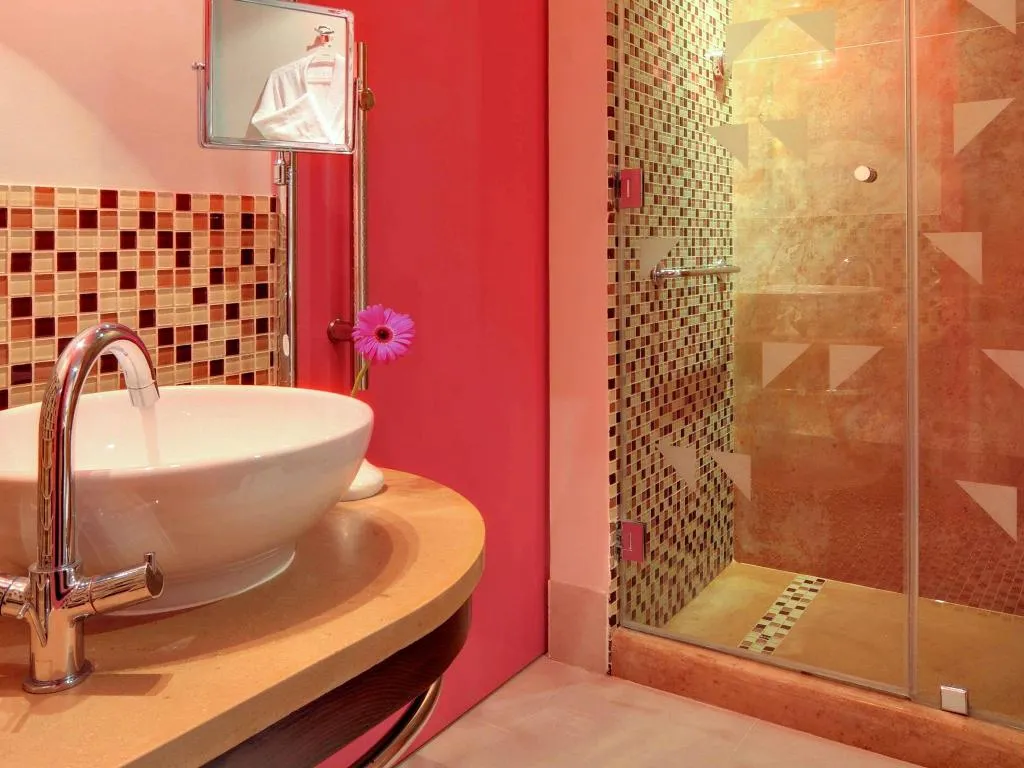 DOUBLE POOL VIEW Room, Mercure Hurghada, Red Sea Riviera