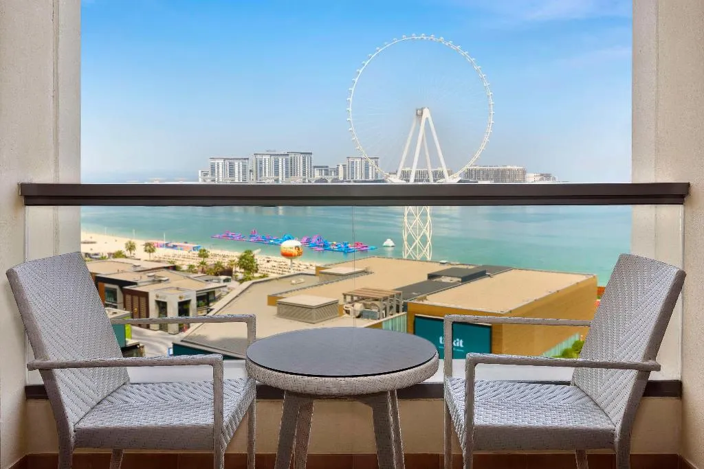 DOUBLE SEA VIEW KING BED Room, Hilton Dubai The Walk, Dubai