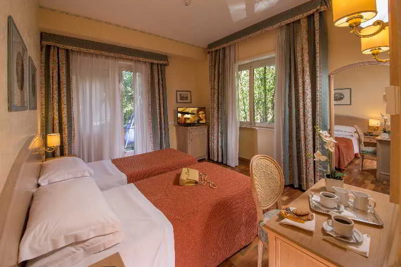 TWIN STANDARD Room, Santa Costanza, Rome