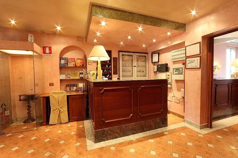 Lobby, Alinari, Florence