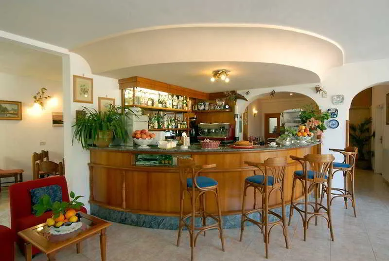 Bar, Giardino delle Ninfe e la Fenice, Naples