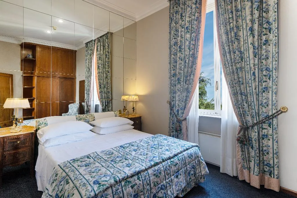 SUITE CLASSIC Room, Aldrovandi Villa Borghese, Rome