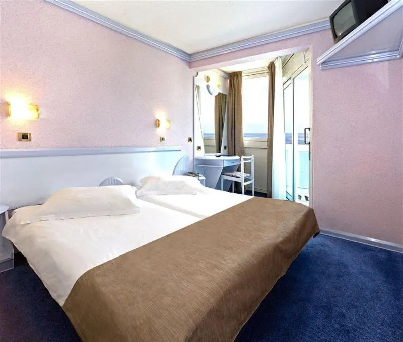 DOUBLE SINGLE USE SEA VIEW WITH BALCONY Room, Hotel Plavi Plava Laguna, Istria