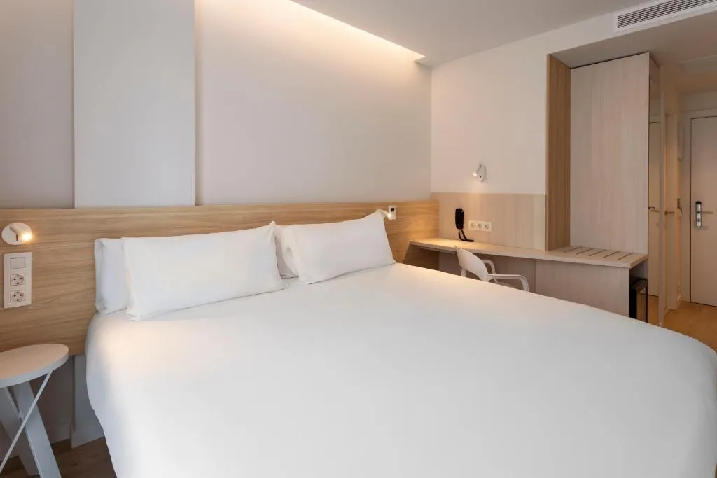 Room, B&B HOTEL Alicante Centro, Costa Blanca
