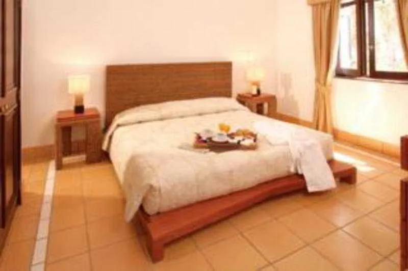 Room, Pine Cliffs Residence, Algarve