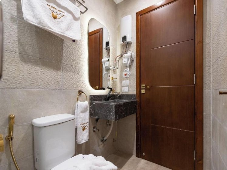 Room, Pyramids Sunrise Inn, Cairo