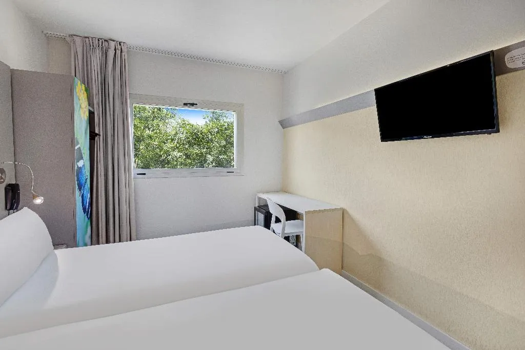 TWIN STANDARD Room, B&B HOTEL Girona 2, Costa Brava