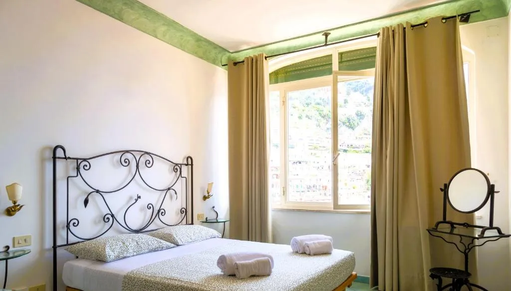 DOUBLE SEA VIEW Room, Hotiday Positano Sea View, Naples