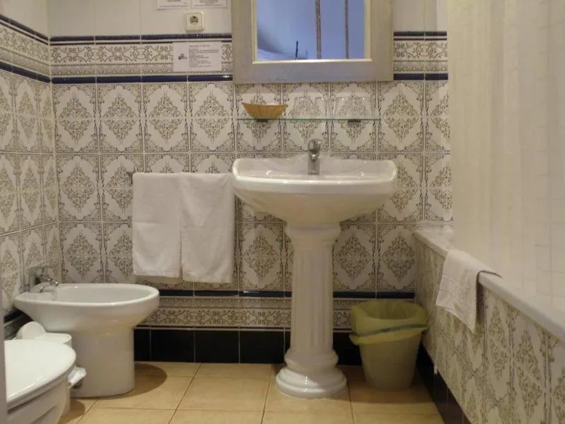 QUADRUPLE STANDARD Room, Casa Consell Gran Via, Guest House, Barcelona