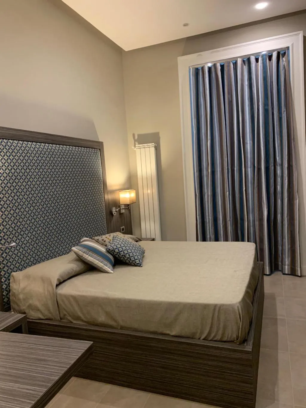 DOUBLE SEA VIEW Room, Hotel Ausonia, Naples
