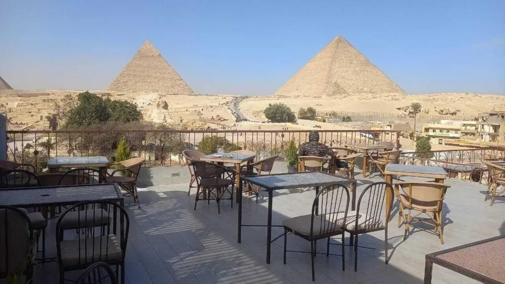 Terrace, Pyramids View Inn, Cairo
