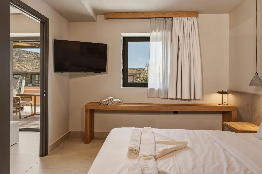 SUITE ONE BED Room, Volta Seaside Boutique Hotel, Crete