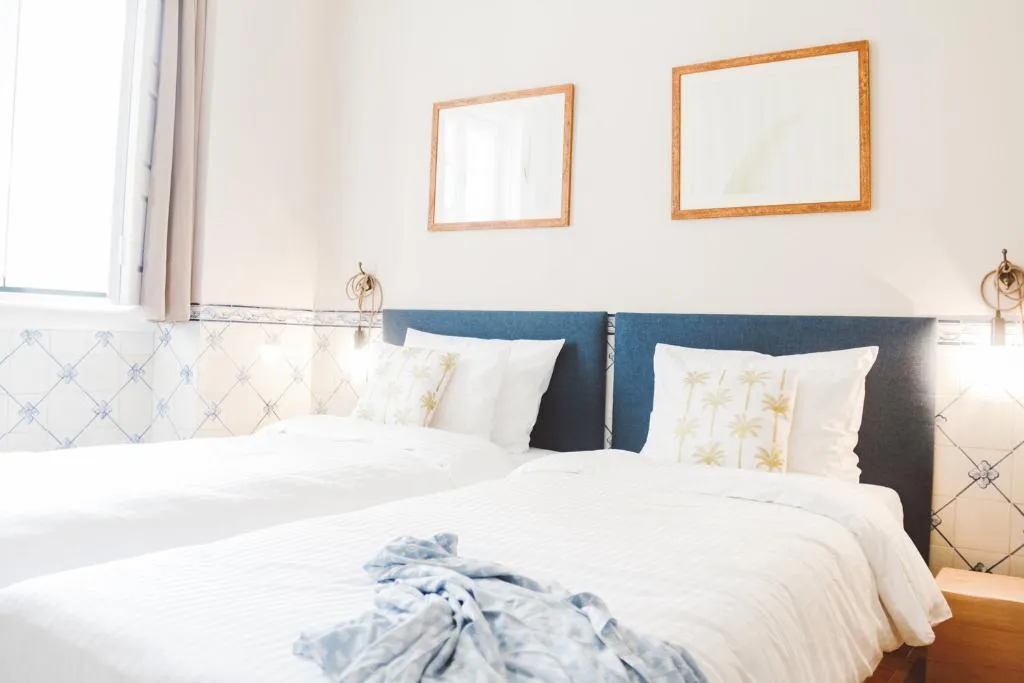 DOUBLE WITH SHARED BATHROOM Room, WOT Lodge Soul, Lisbon