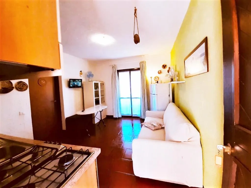 APARTMENT CAPACITY 2 Room, BAIA de BAHAS - Apartments, Olbia