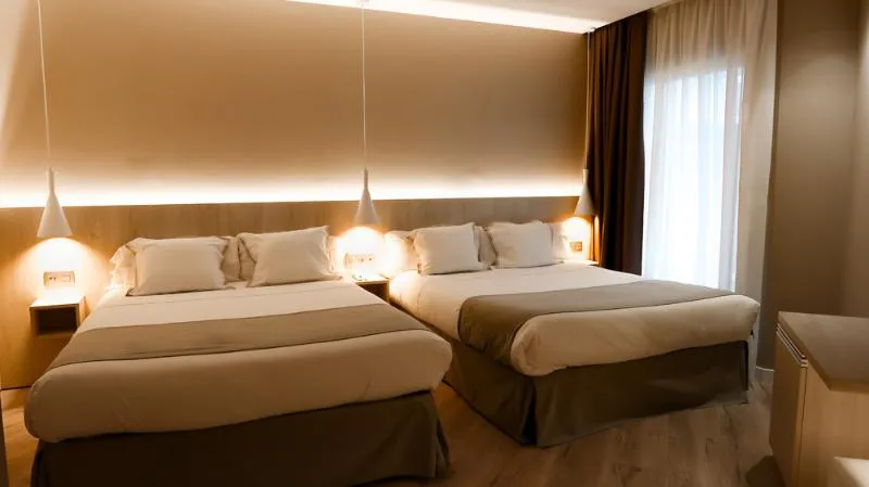 Double or Twin CAPACITY 3 Room, Hotel Bernat II, Costa Brava