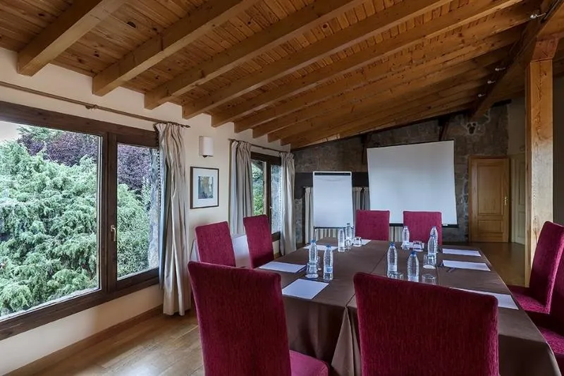Conferences, La Sierra by Selecta, Madrid