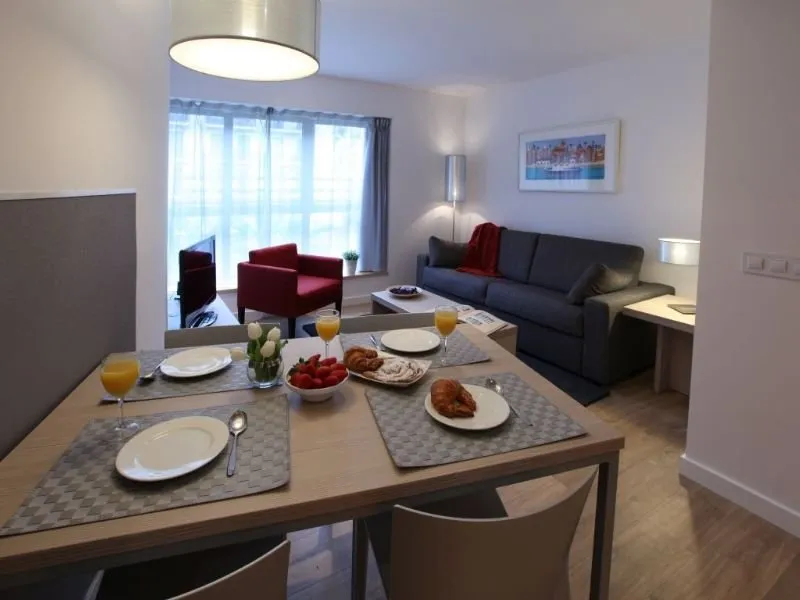 APARTMENT CAPACITY 2 ONE BEDROOM Room, MH Apartments Urban, Barcelona