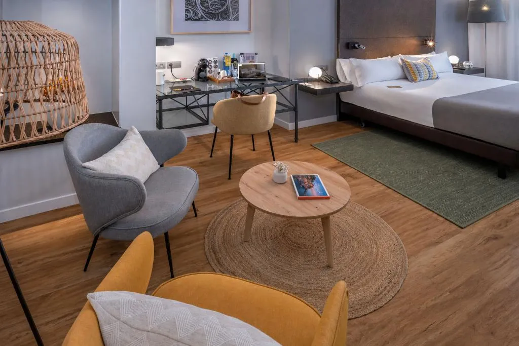 DOUBLE SUPERIOR Room, Serhs Rivoli Rambla, Barcelona