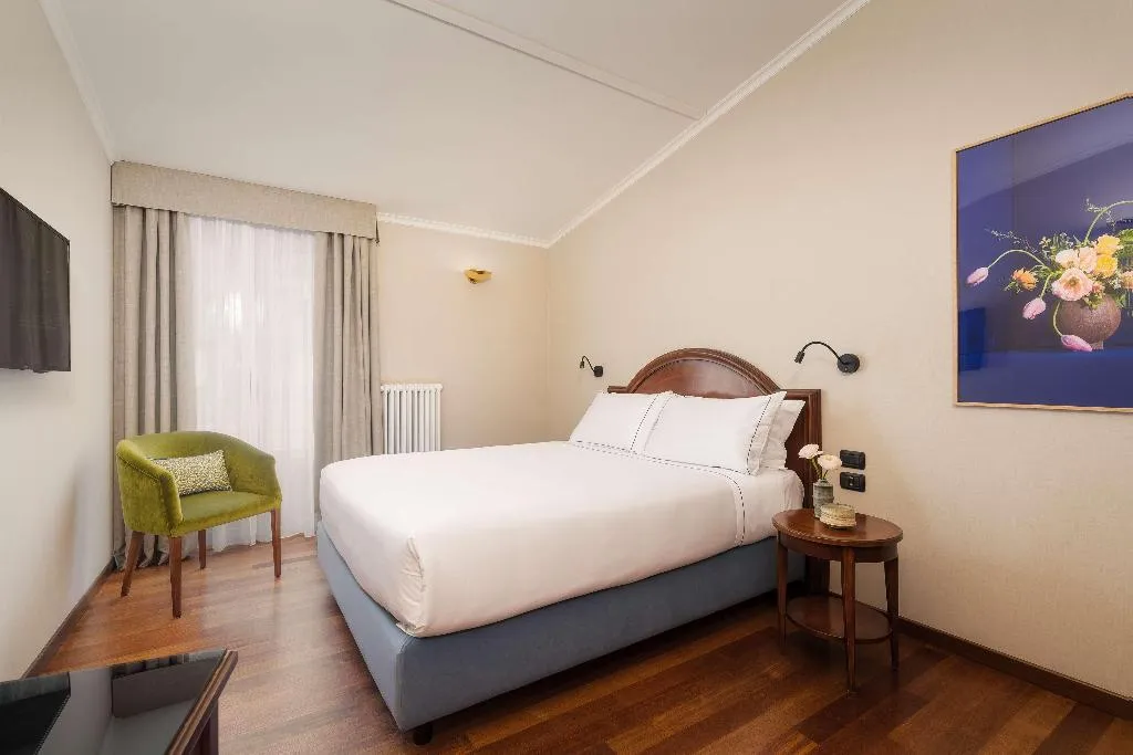 DOUBLE CLASSIC QUEEN BED Room, Worldhotel Casati 18, Milan