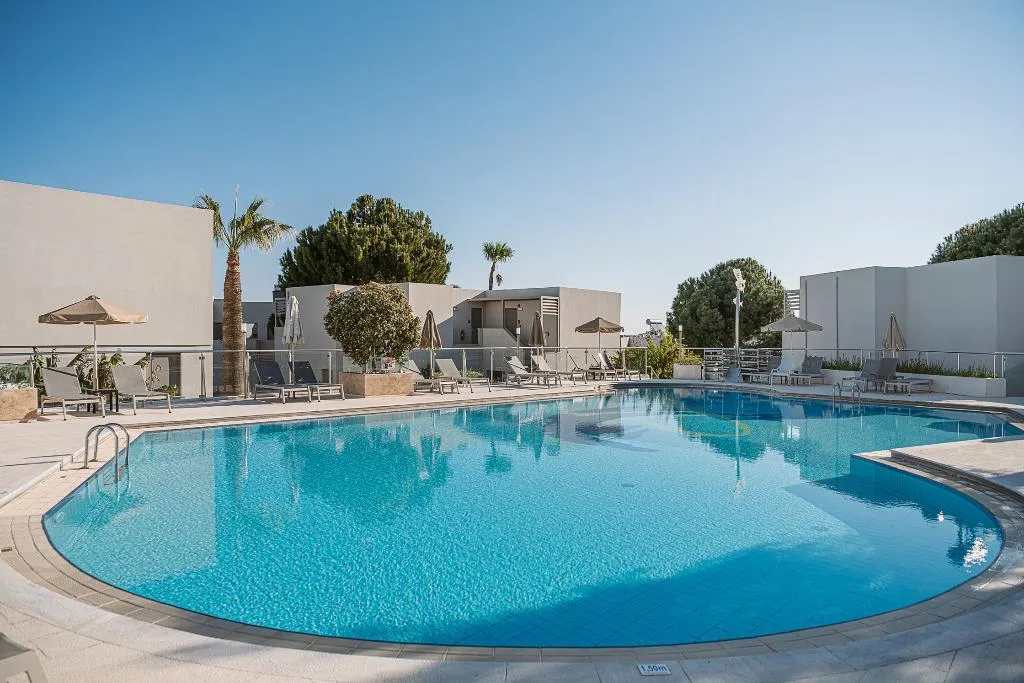 Pool, Sirios Village, Crete