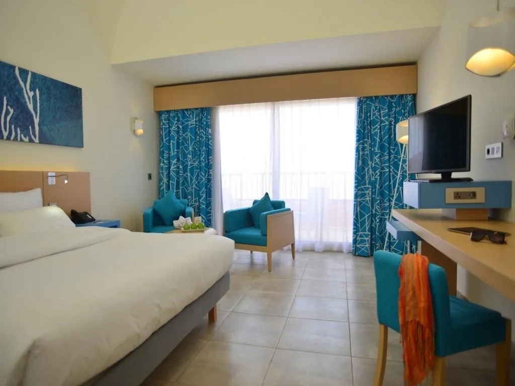 SUITE DELUXE Room, Novotel Marsa Alam Beach Resort, Red Sea Riviera