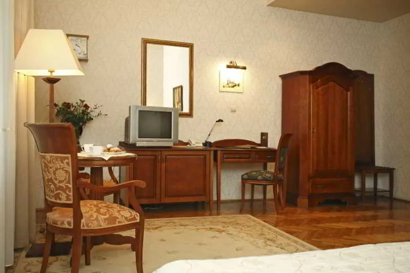 Room, Ostoya Palace, Krakow