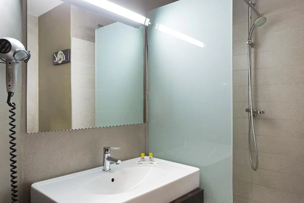 Double or Twin STANDARD Room, B&B Hotel Milano - Monza, Milan