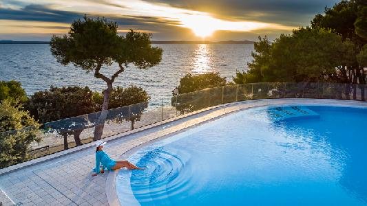 Naos Luxury Resort, Kavaje