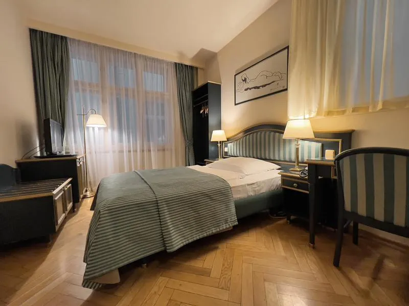 SINGLE STANDARD Room, Elysee Hotel Prague, Prague