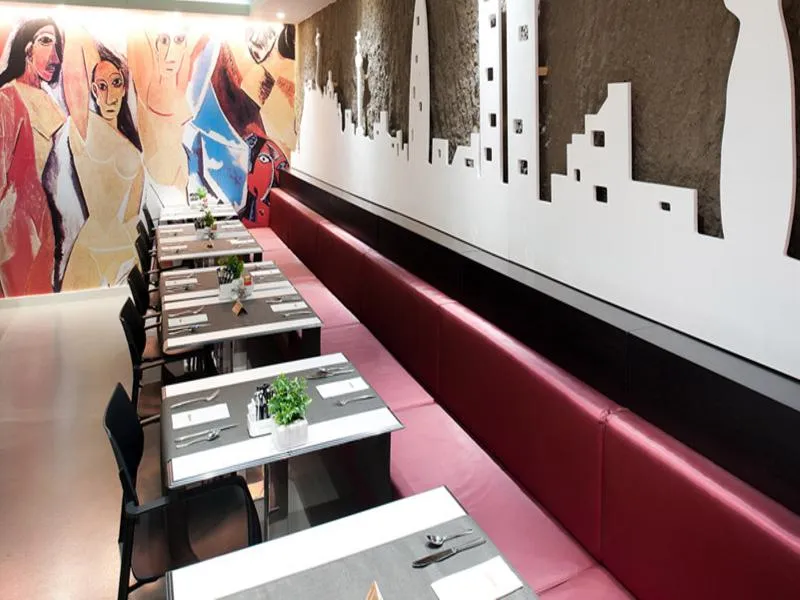 Restaurant, Catalonia Avinyo, Barcelona