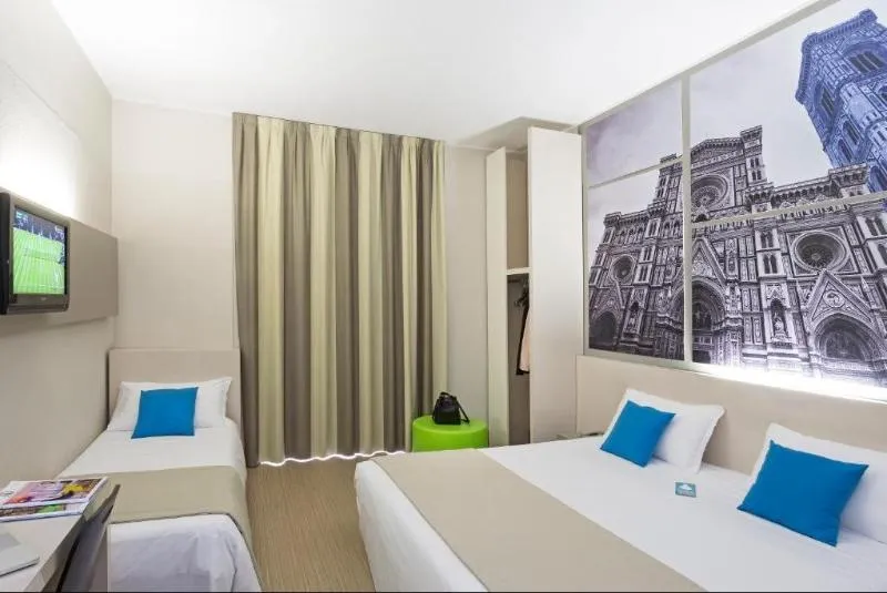 QUADRUPLE STANDARD Room, B&B Hotel Firenze Nuovo Palazzo Di Giustizia, Florence