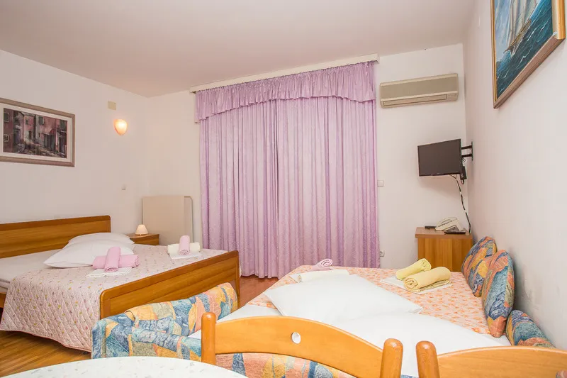 STUDIO CAPACITY 4 Room, Villa Jerkan, Split