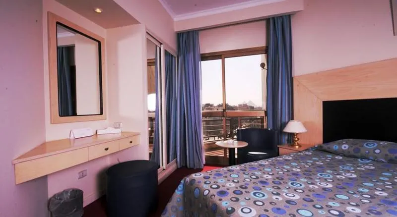 Room, Aracan Pyramids, Cairo