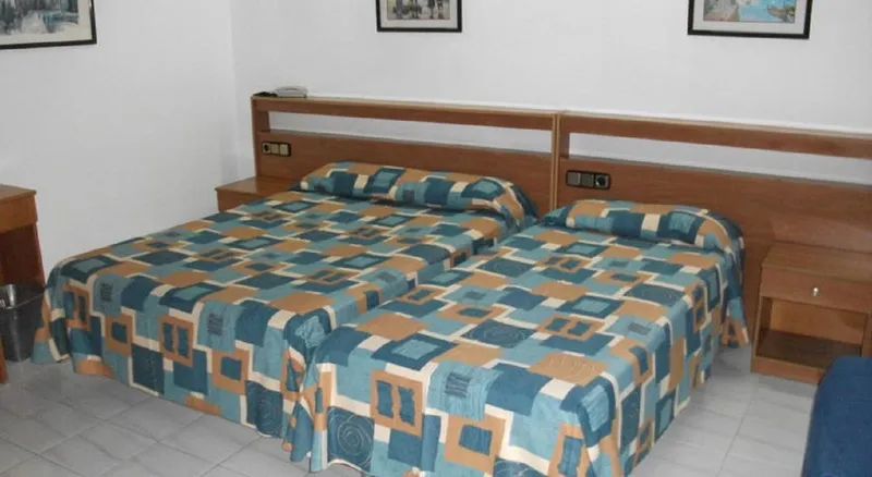 Double or Twin STANDARD Room, Nautilus, Costa Brava