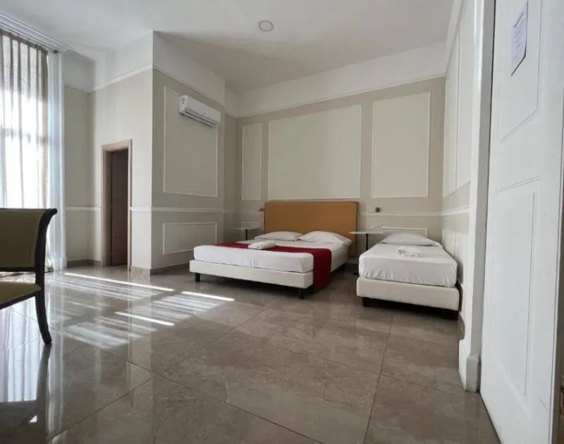 Double or Twin SUPERIOR Room, Napolit'amo Hotel Principe, Naples