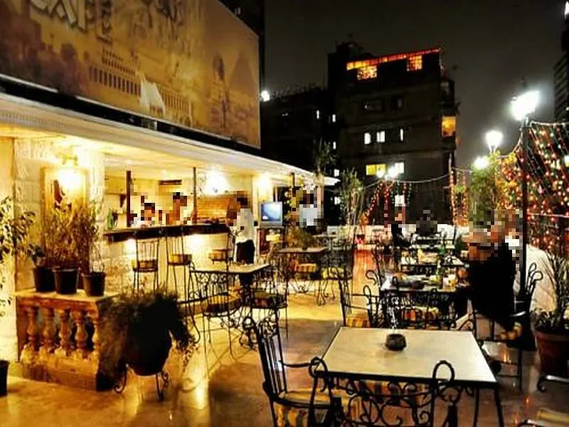 Bar, Happy City Hotel, Cairo
