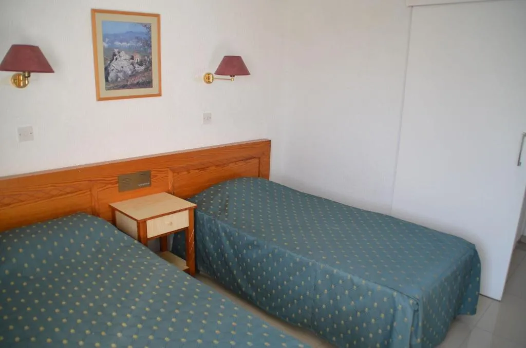 Room, Boronia, Cyprus
